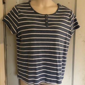 Croft & Barrow Classic Tee Made in Nicaragua.LIGHT BLUE w/white stripes